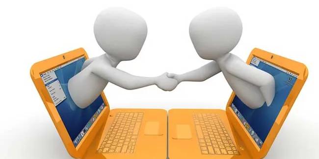 وبینار چیست؟ مزایای برگزاری وبینار و تفاوت آن با سمینار